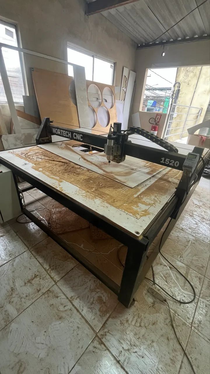 VENDO OU TROCO - ROUTER CNC - 150x200 - Foto 5