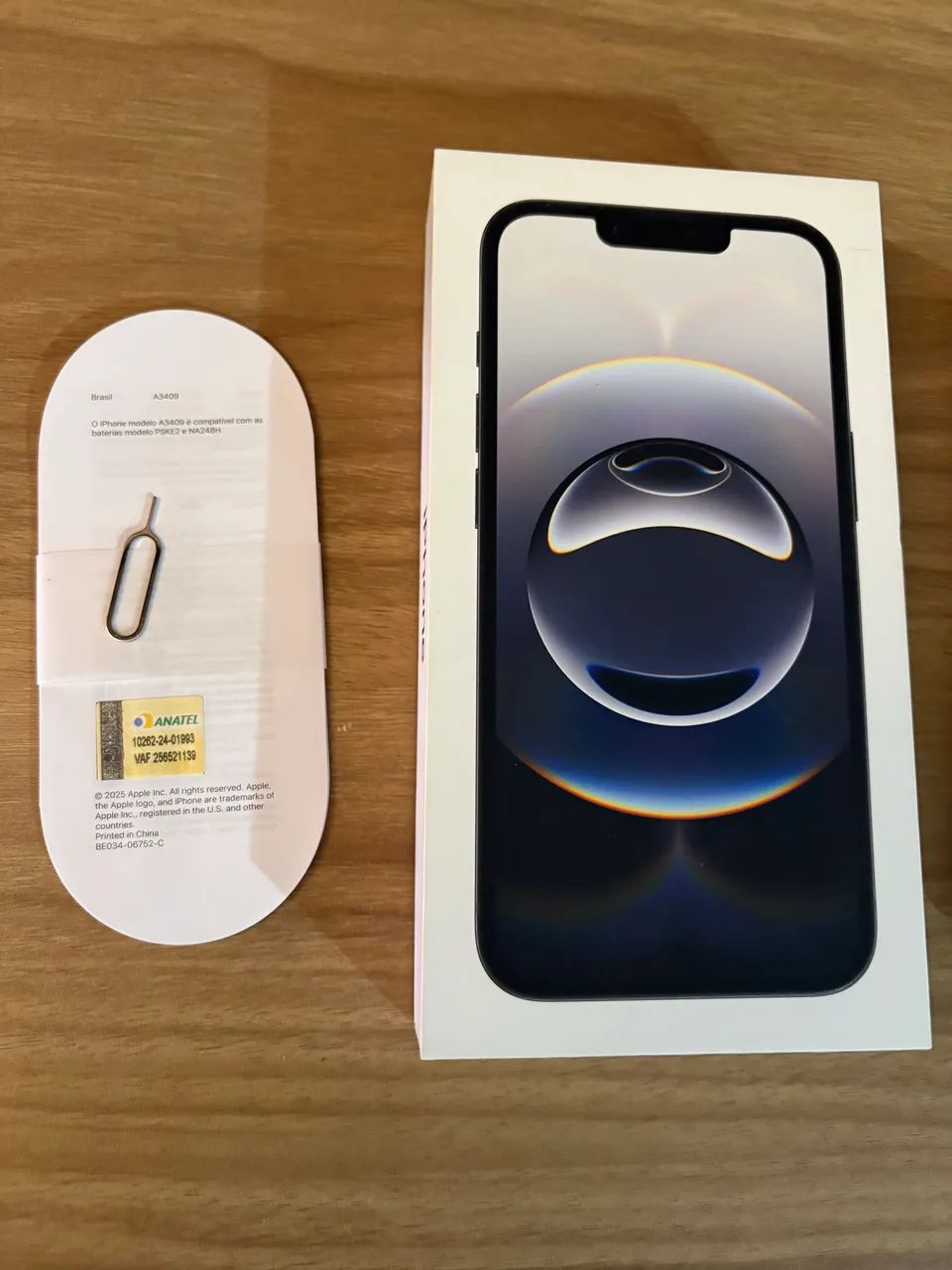 Caixa do IPhone 16e