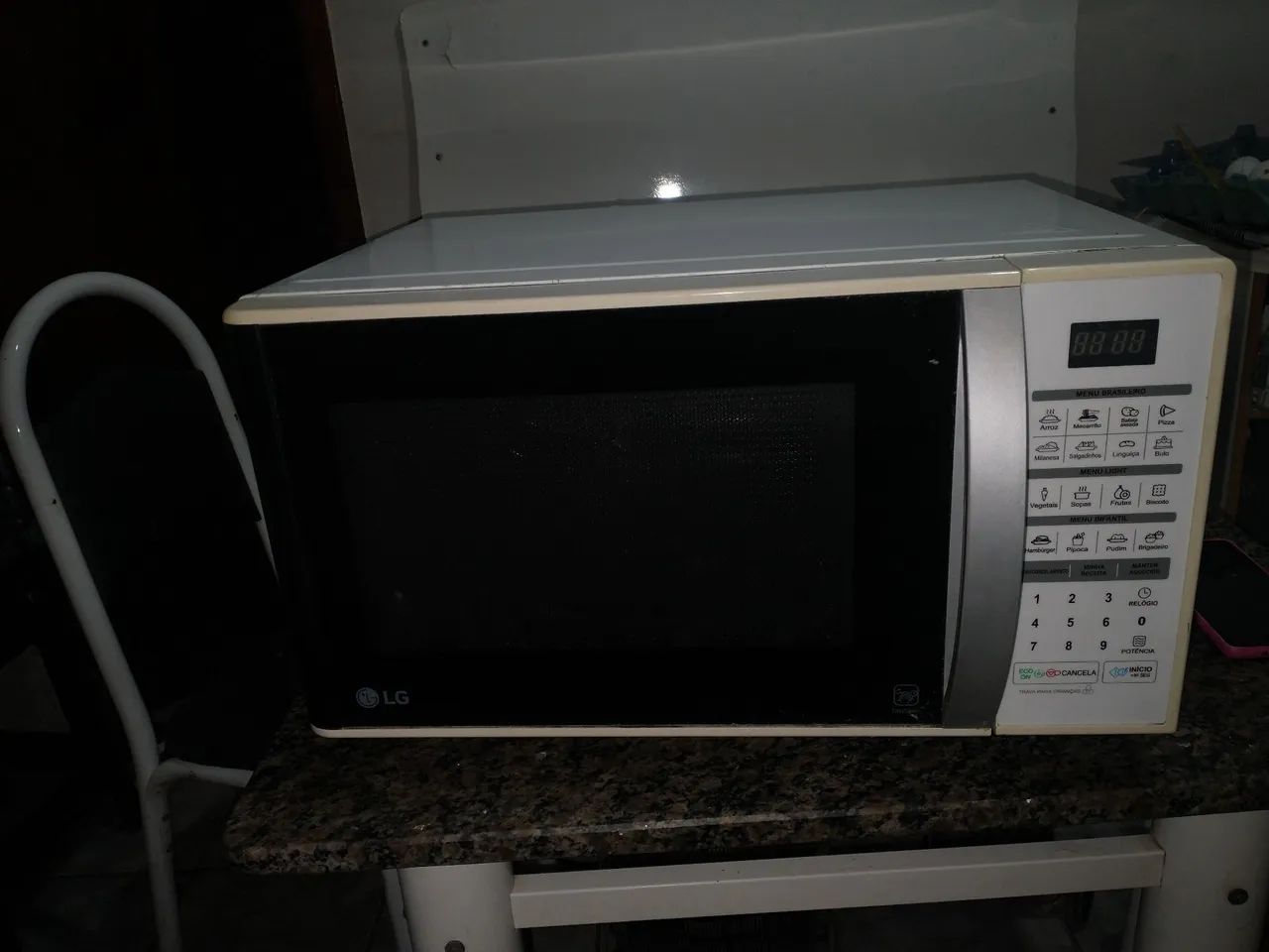 Microondas LG 31 litros  - Foto 2