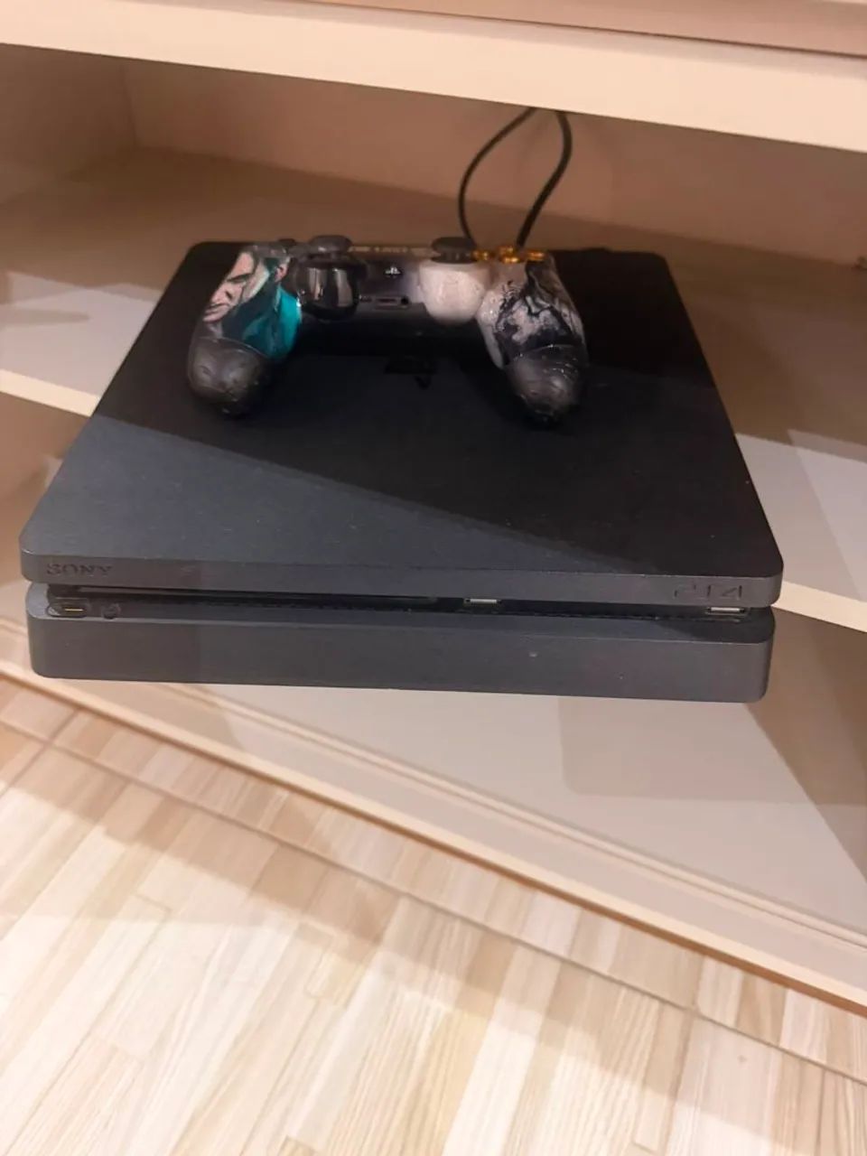Ps4 slim