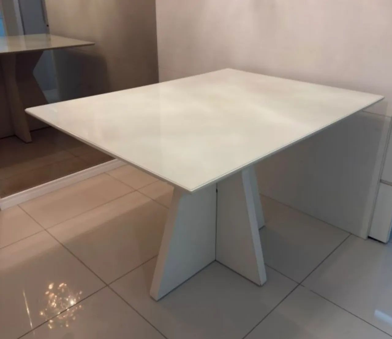Mesa da decorart com 4 cadeiras - Foto 2