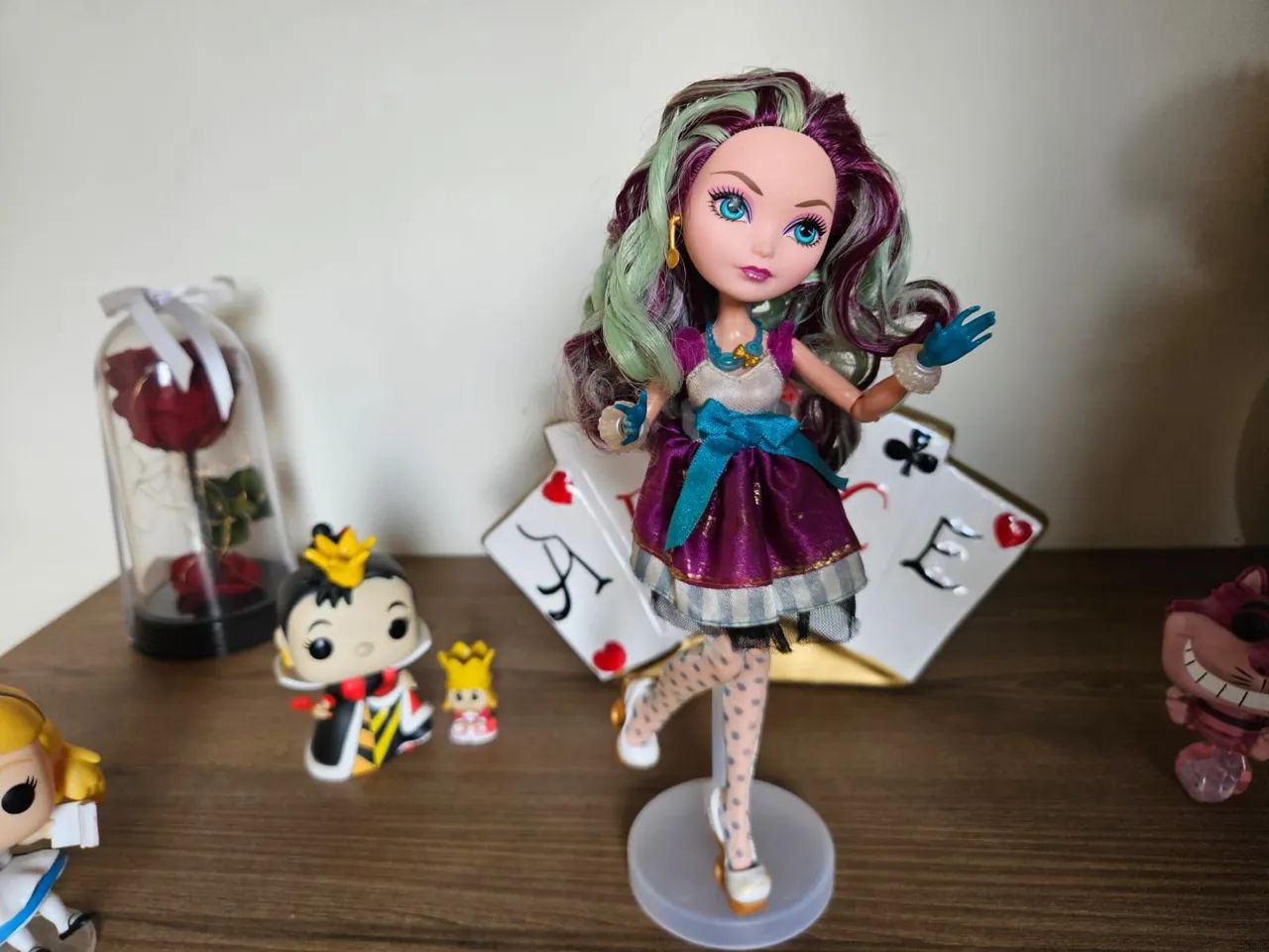Boneca Madeline Hatter Básica Ever After High