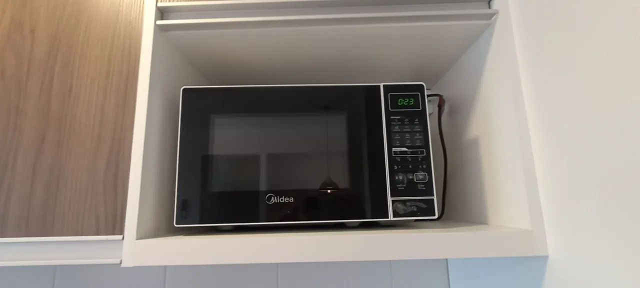 Micro-ondas Midea Digital Black - Excelente Estado Porto Alegre 