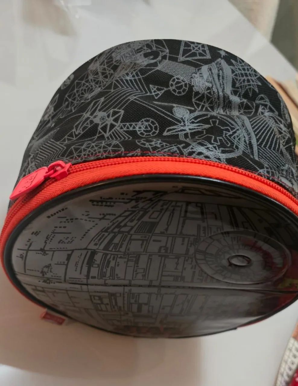 Lancheira térmica Star Wars Estrela da Morte marca Sestini - Foto 4