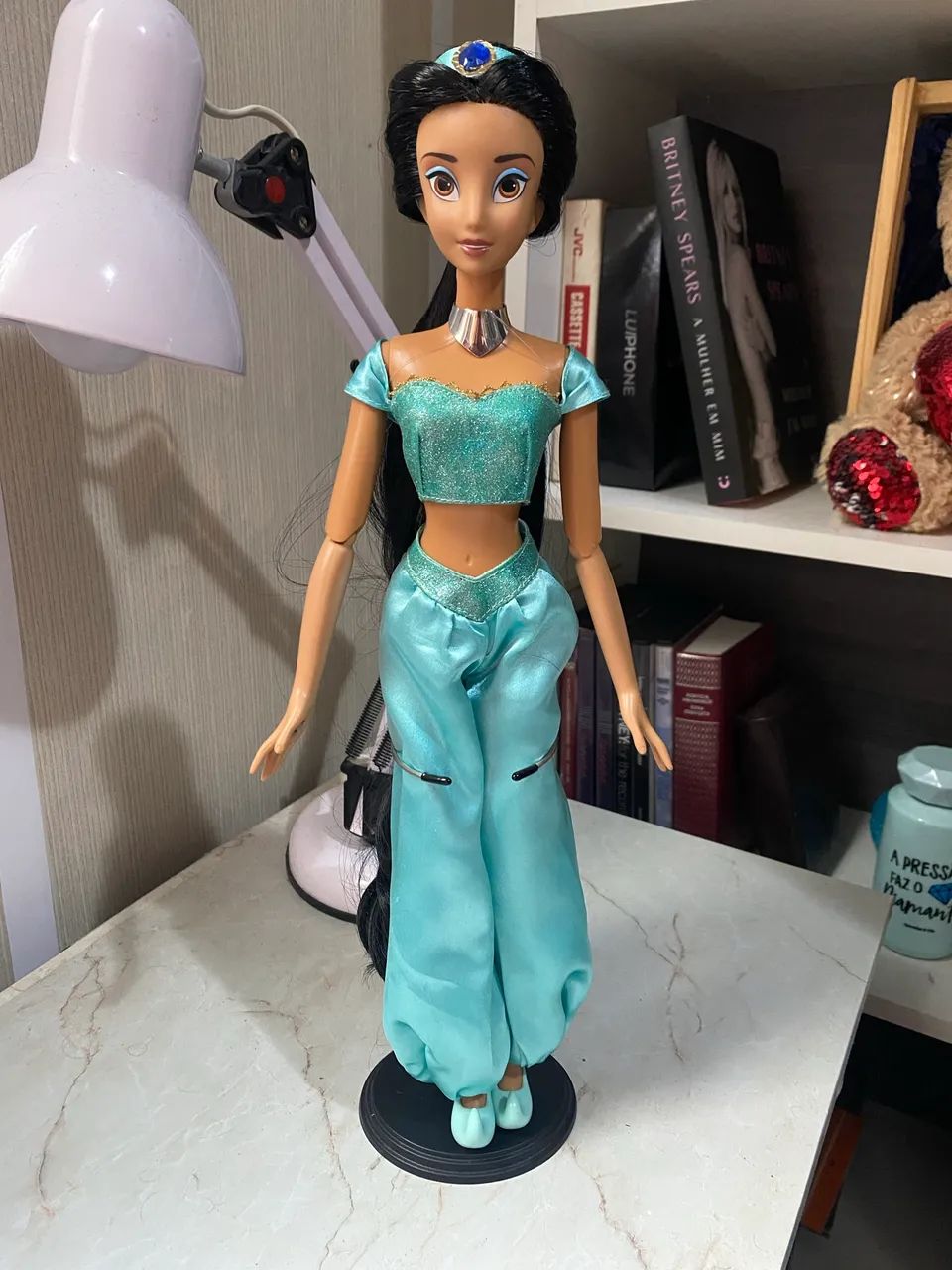 Boneca Jasmine 40cm que canta 