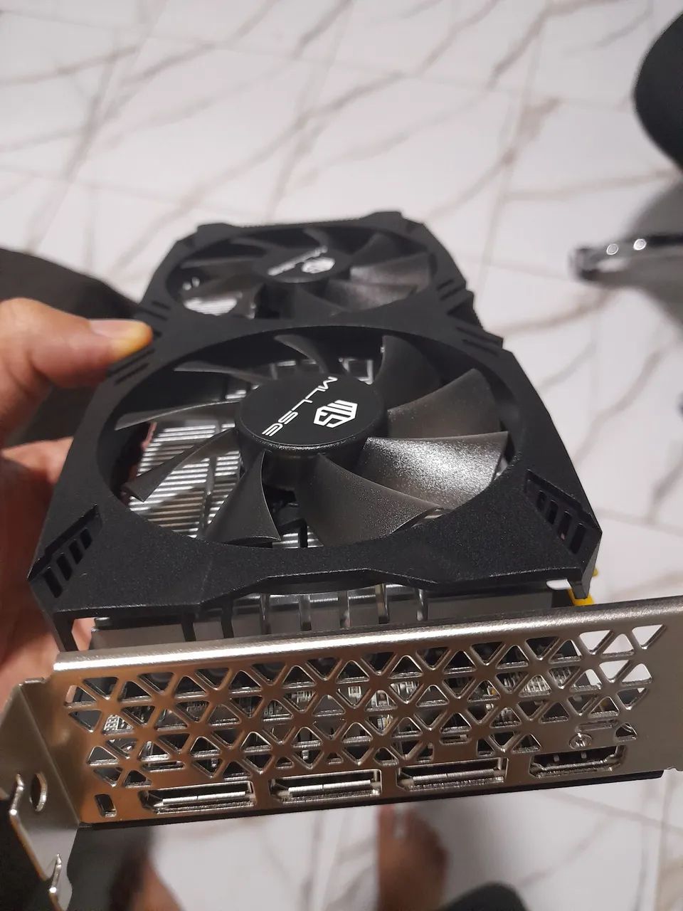 Rx 5500 xt (com defeito) - Foto 2