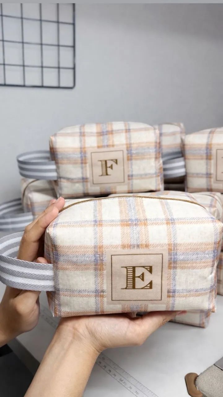 NECESSAIRE BOX COM ALÇA PERSONALIZADA - Foto 3