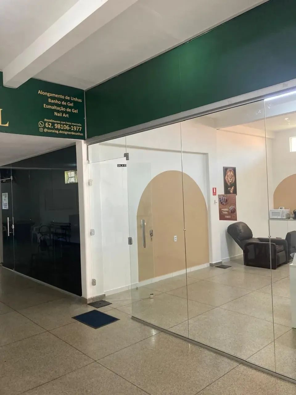 linda sala comercial