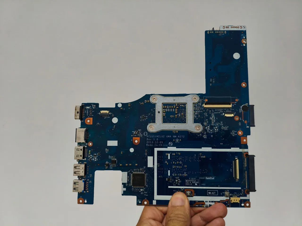 Venda Placa mãe original retirada de notebook Lenovo G40-70, totalmente funcional - Foto 2