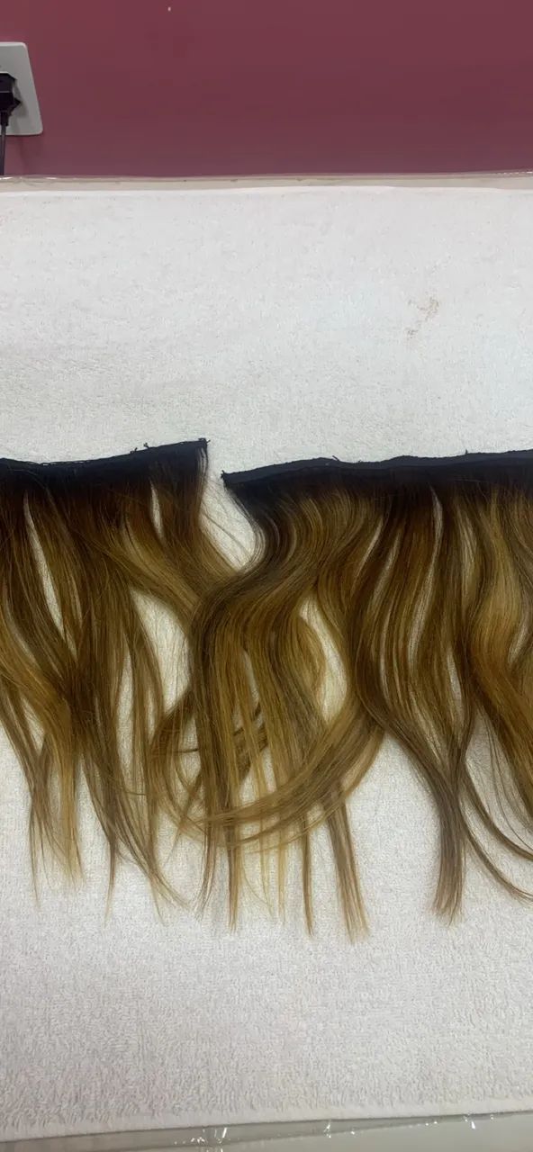 Cabelo com mechas tamanho médio 