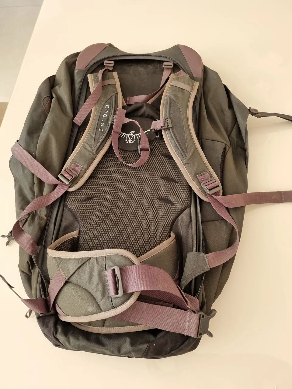 Mochila Osprey Farpoint 80L Original Mochilão Viagem Camping - Foto 4