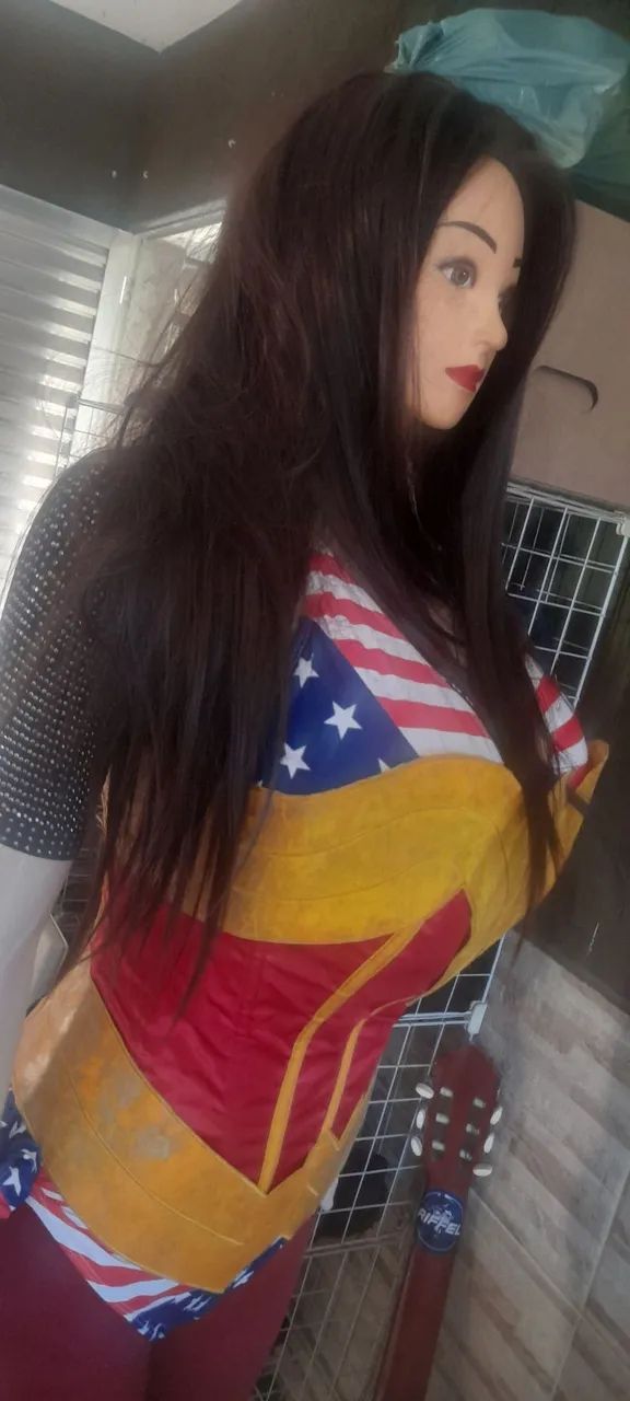 Mulher Maravilha Tamanho Real Fitnes - Foto 4