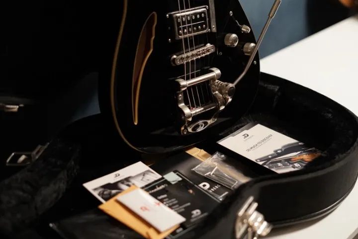 Duesenberg Caribou 2019 Black - Foto 3