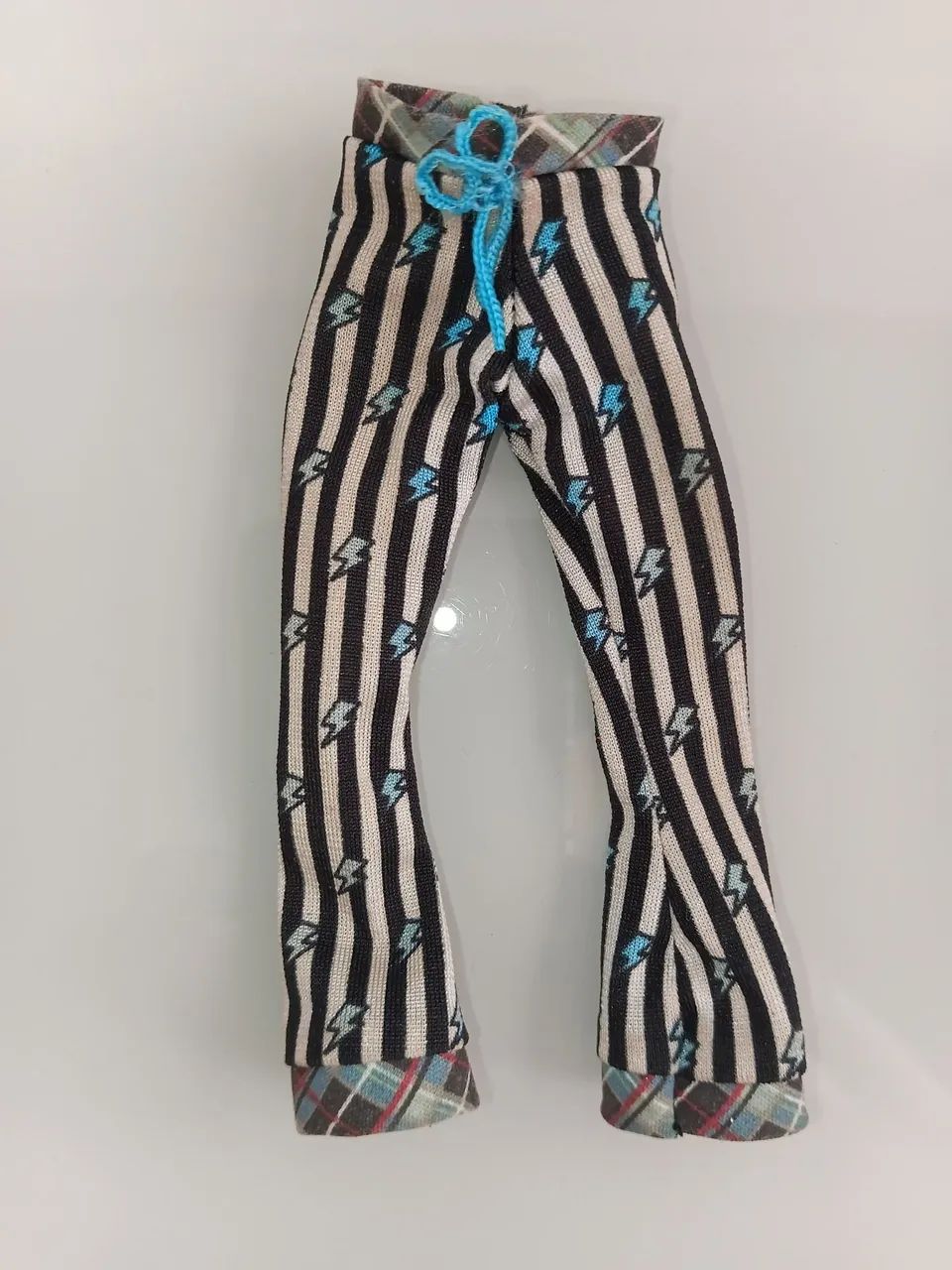 Boneca Monster High Calça da Frankie Stein "DeadTired"