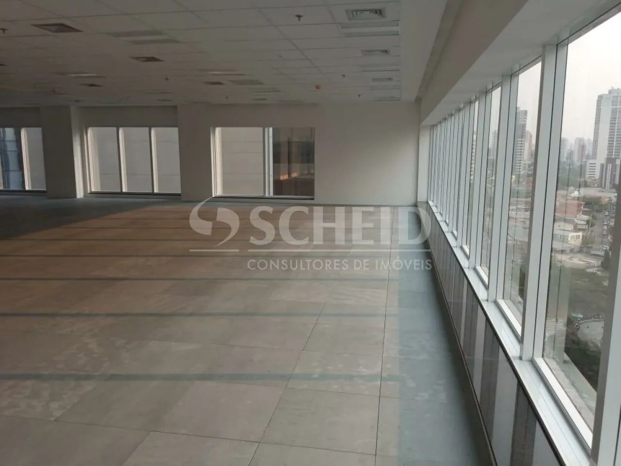 CONJUNTO COMERCIAL, 266 M², 2 SALAS, 2 BANHEIROS, COPA, AR CONDICIONADO,16 VAGAS.