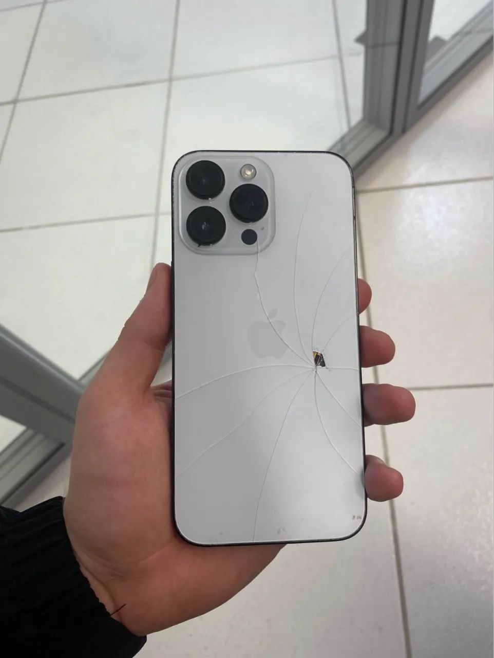 iPhone 14 Pro Max pra concerto ou peças Oportunidade 
