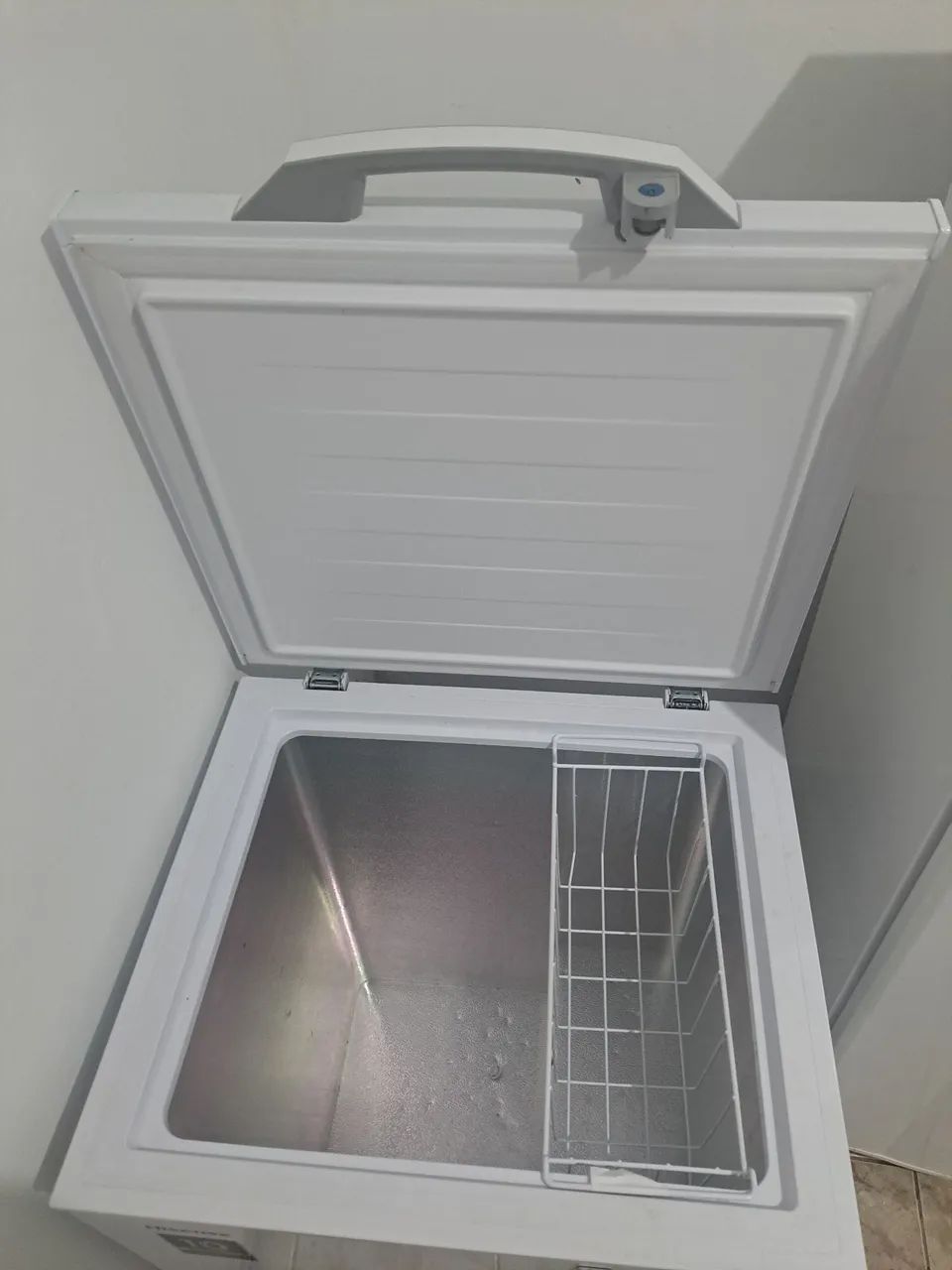 Freezer horizontal hisense 150 litros  - Foto 2