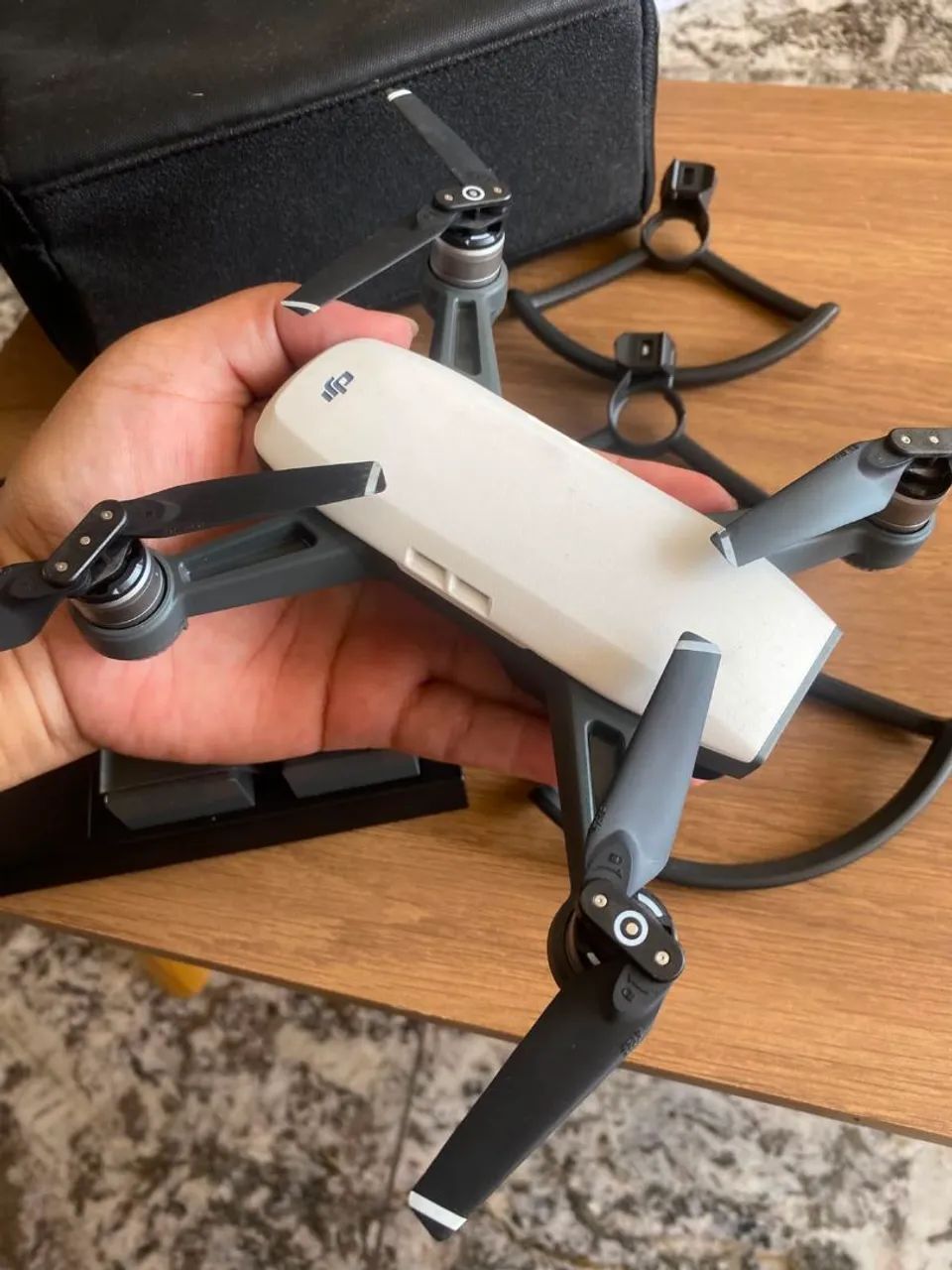 DJI Spark Fly More Combo Branco - Impecável, Pouquíssimo Uso + Controle e Acessórios - Foto 5
