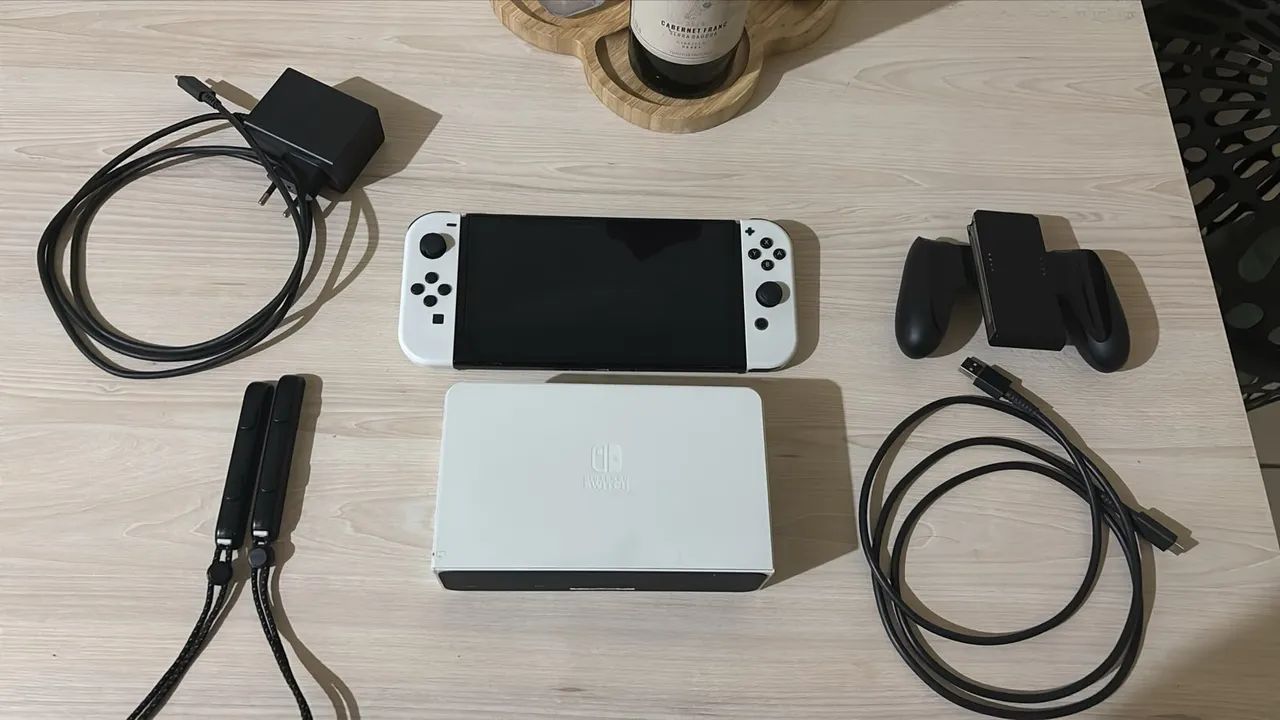 Nintendo Switch OLED Desbloqueado + microSD 128GB