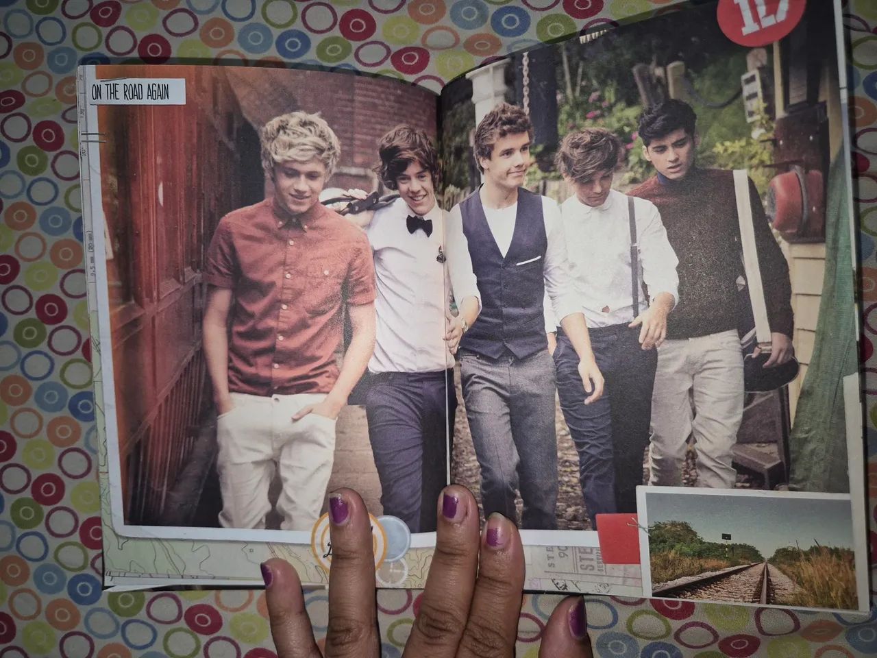 Take me Home yearbook edition one direction  - Foto 2
