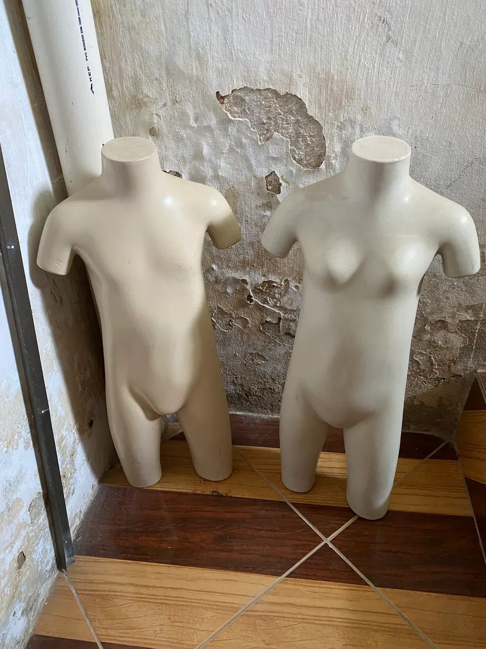 2 Manequins Adulto 4manequins infantil                                           - Foto 2
