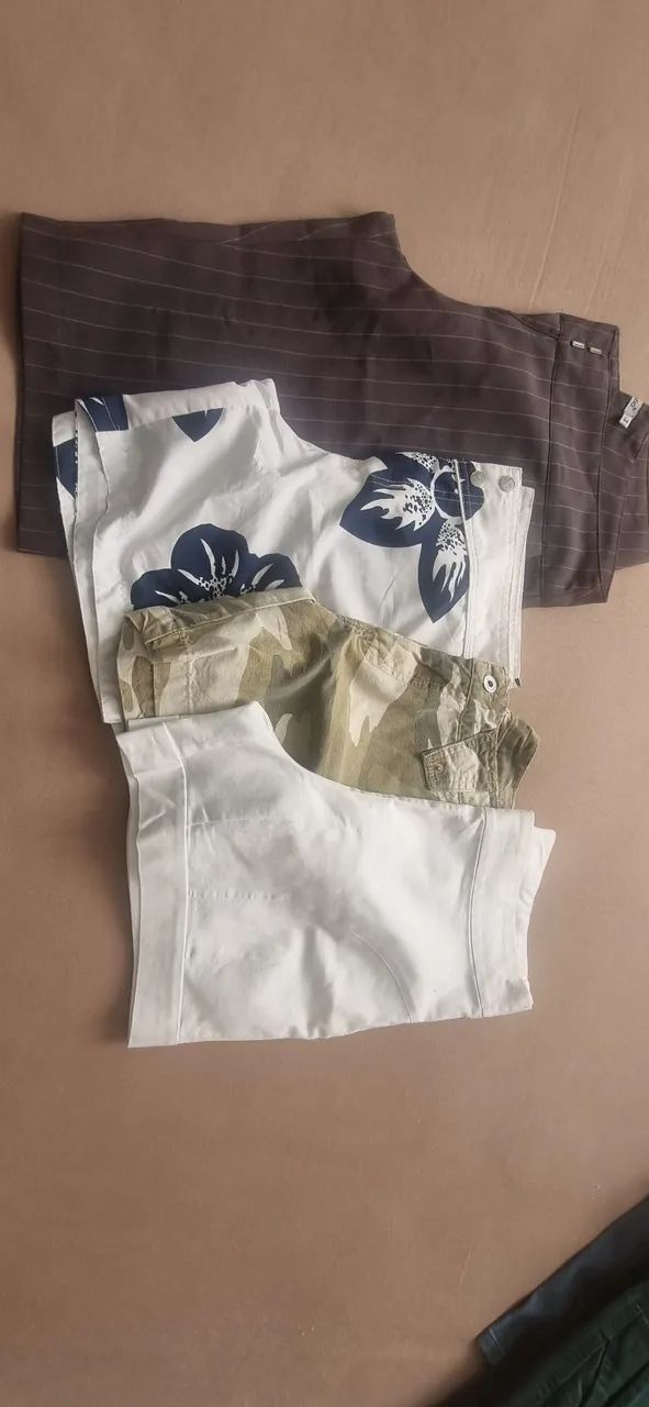 4 bermudas 