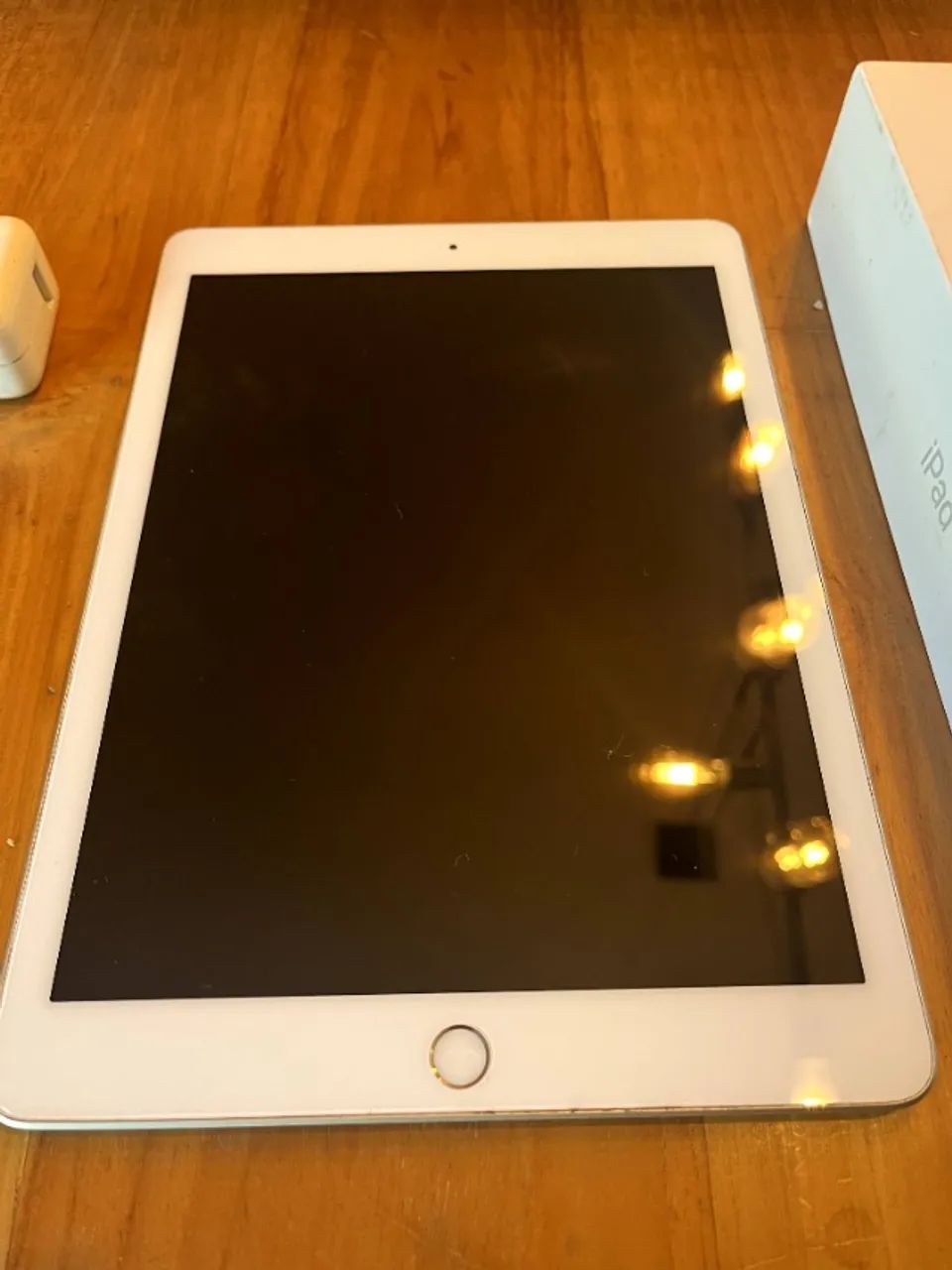 Ipad 6a geração 32GB - funcionando perfeitamente - na caixa original - Foto 2