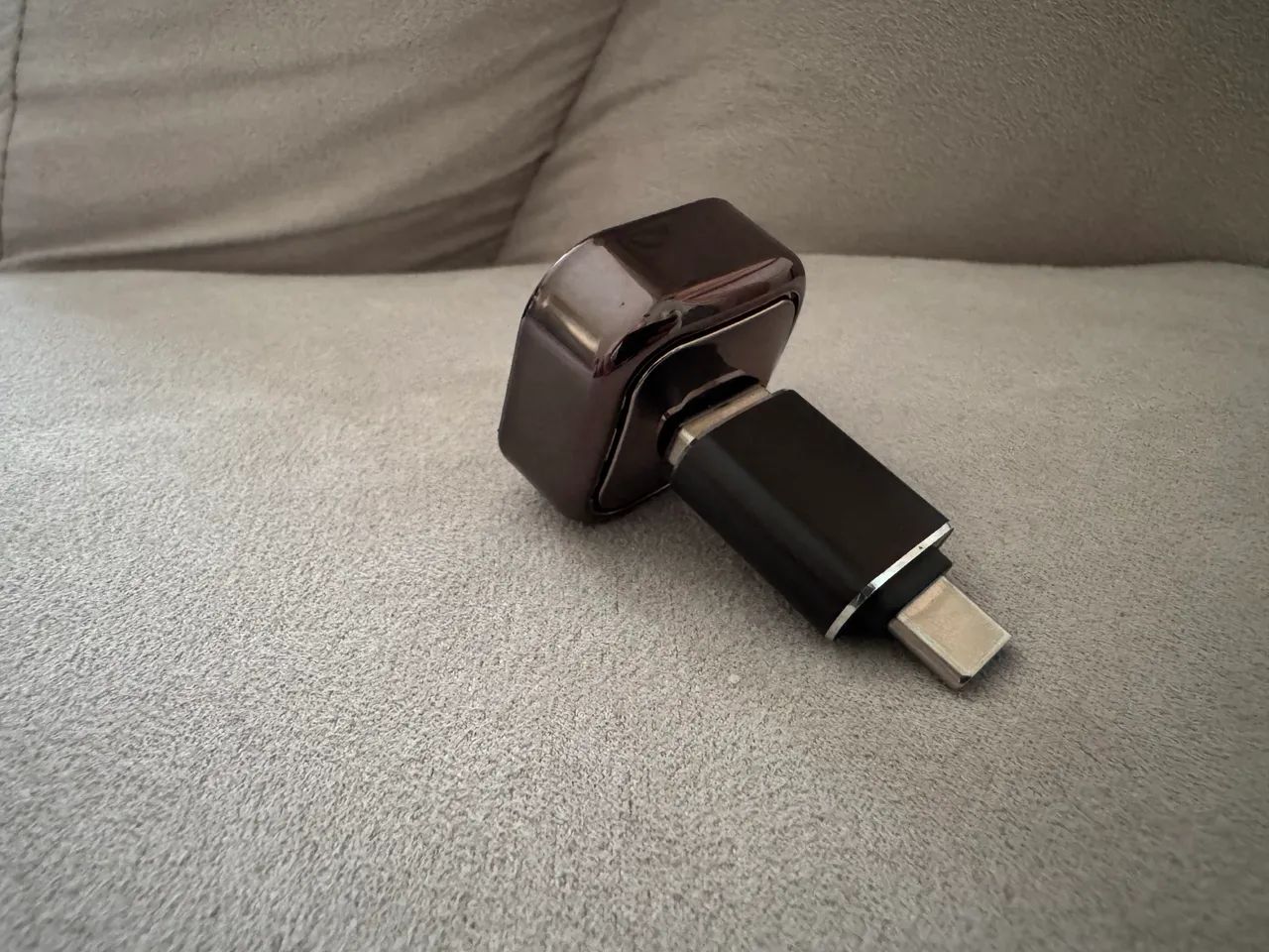 Adaptador Sem Fio CarPlay / Android Auto Sem Fio (Acompanha Adaptador USB-C) - Foto 2