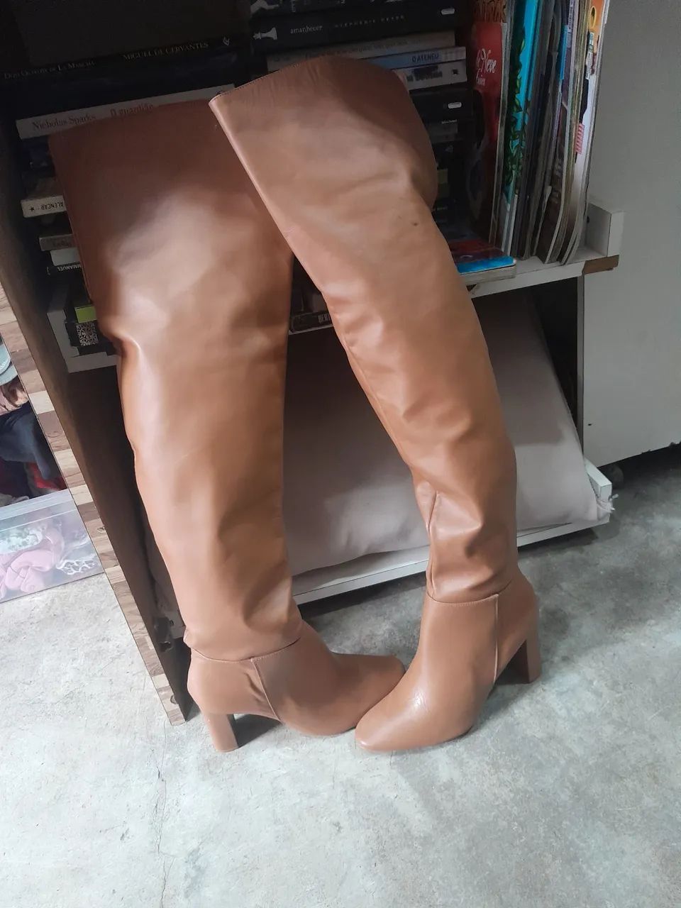 BOTA CANO LONGO - Foto 2