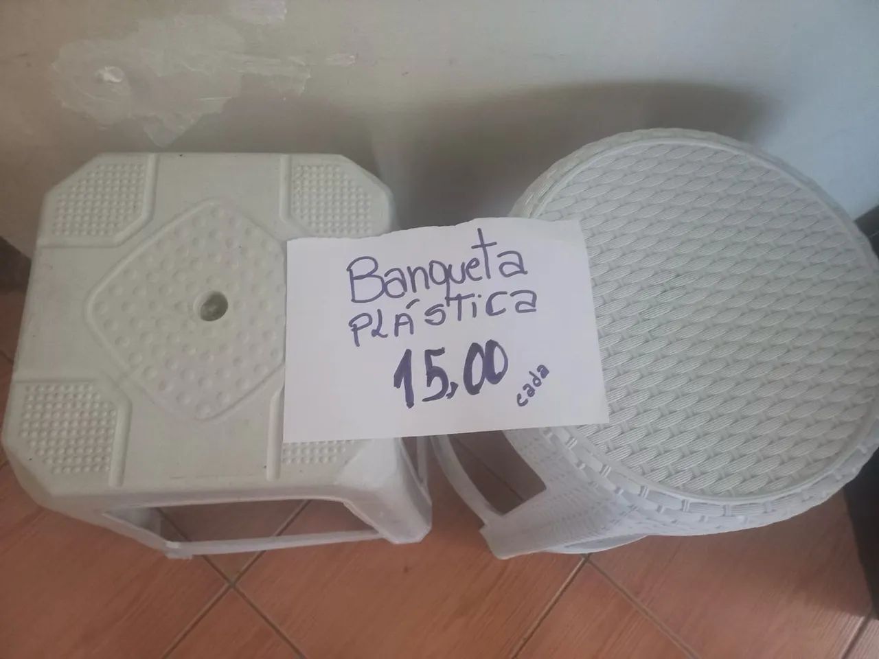 Banquetas de Plástico