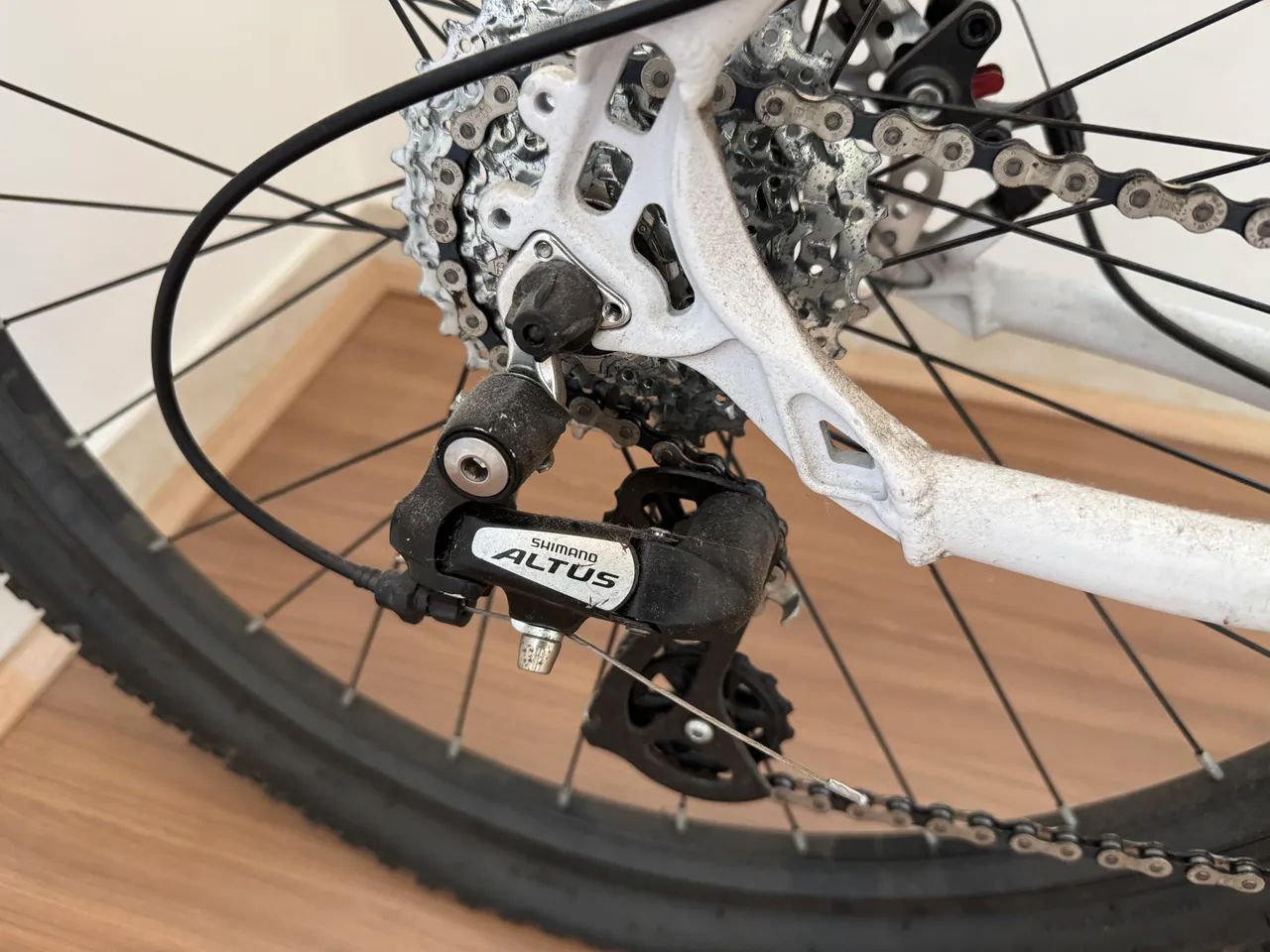 Bicicleta Aro 27,5 - Semi Nova  - Foto 4