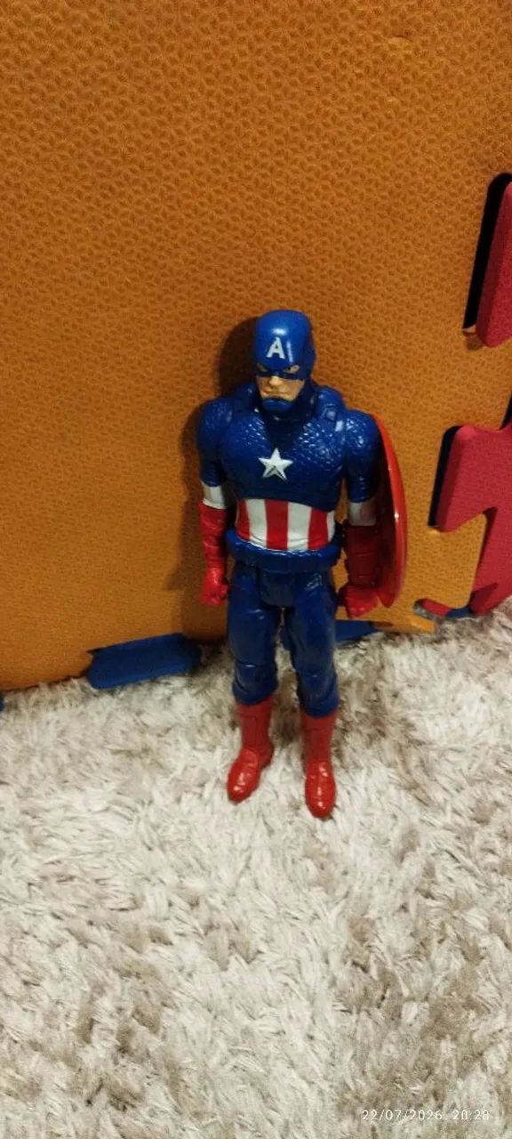 Boneco Capitão América Marvel Titan Hero Series 30cm Hasbro - Com Escudo - Foto 2