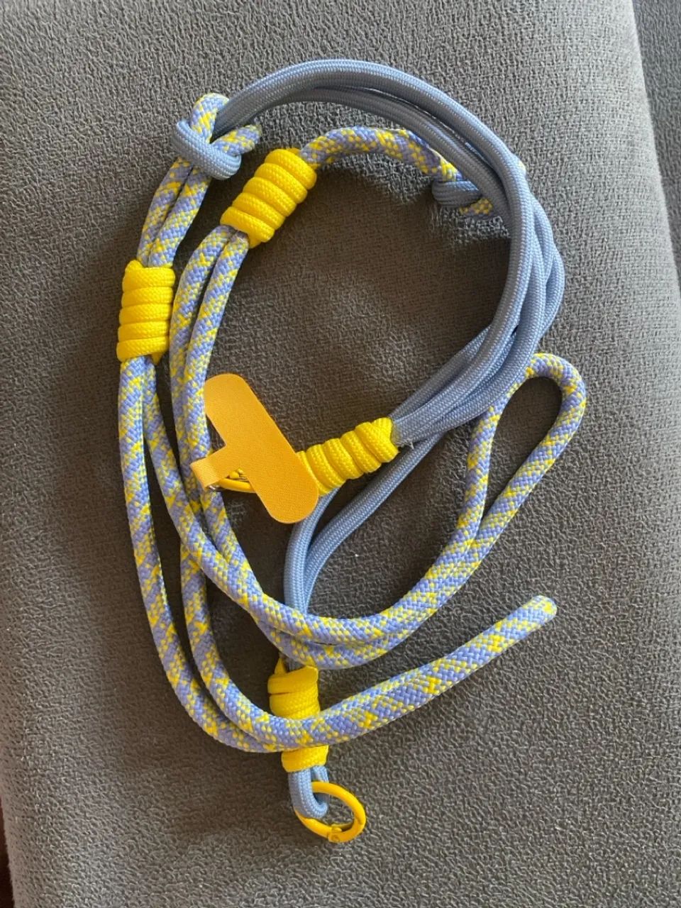 Cordão para celular 