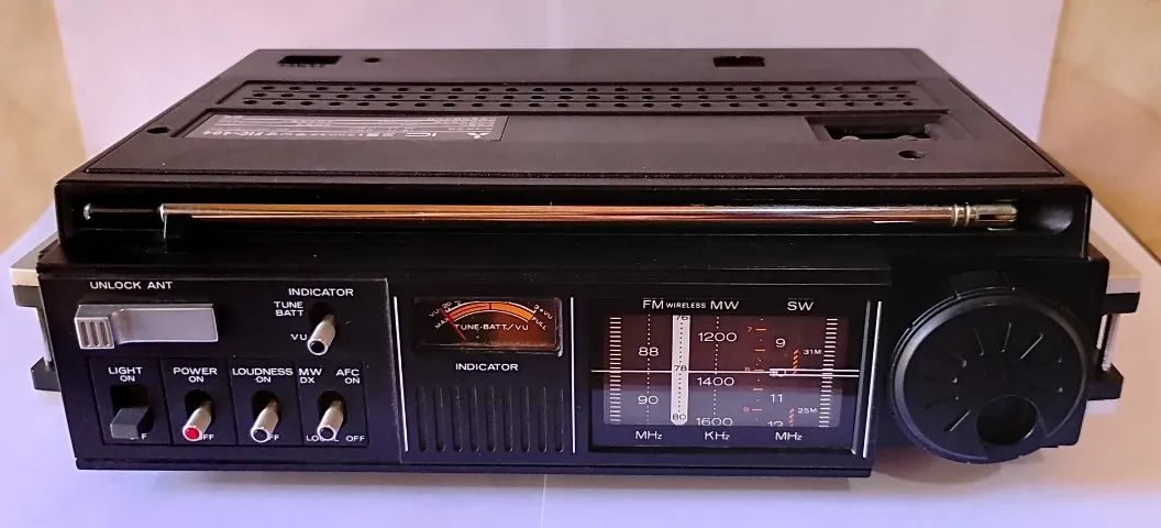三菱電機 JEAGAM FIC-404 ミツビシ トランジスタラジオ ラジオ日米戦：Radio 三菱 MITSUBISHI Jeagam FIC-404 vs AFN Tokyo