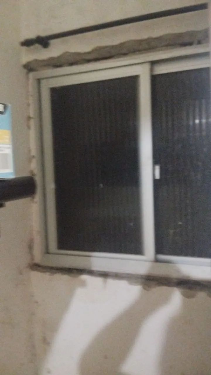 Janela alumínio 