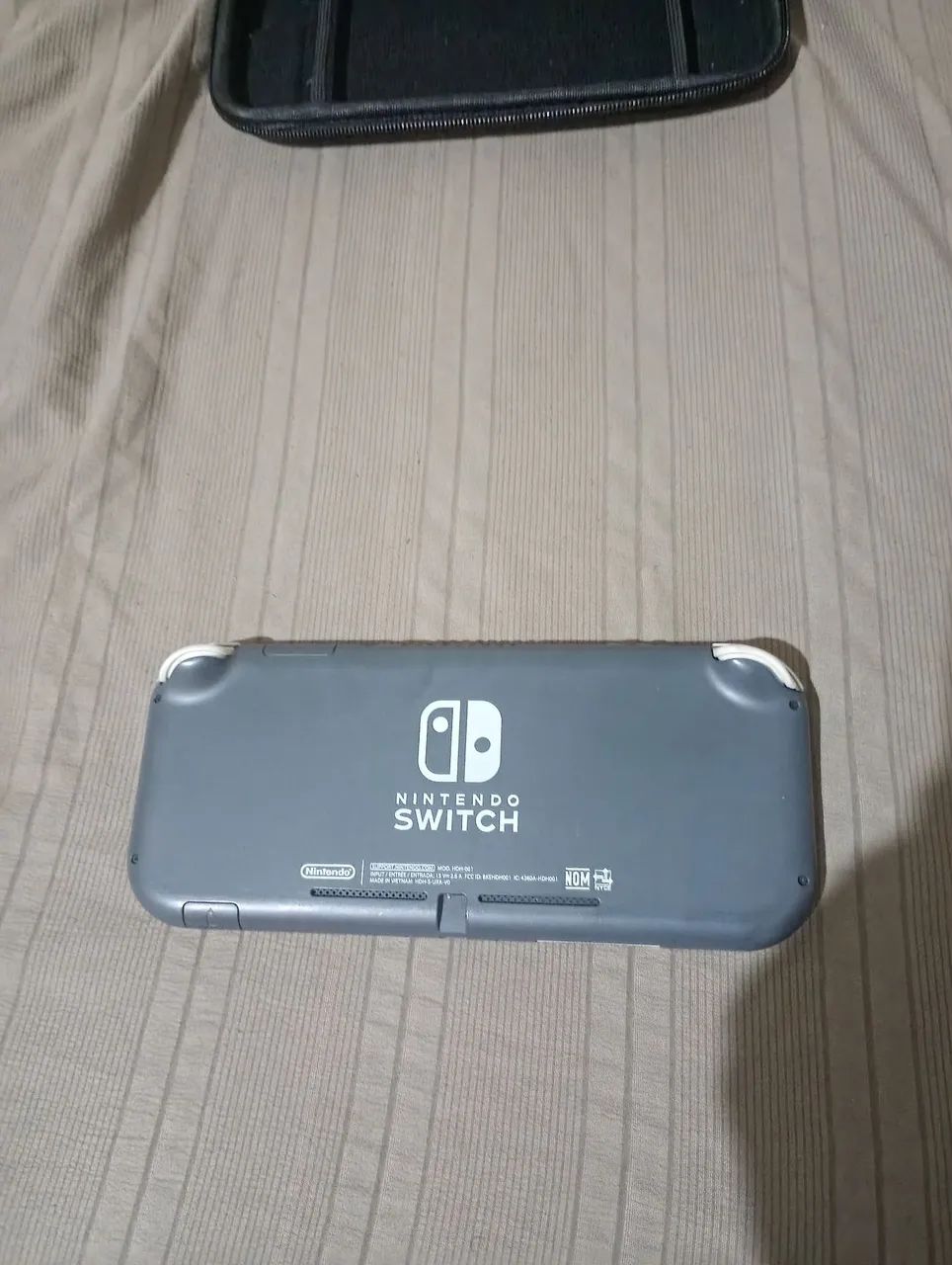 Nintendo switch lite com jogo e case  - Foto 2