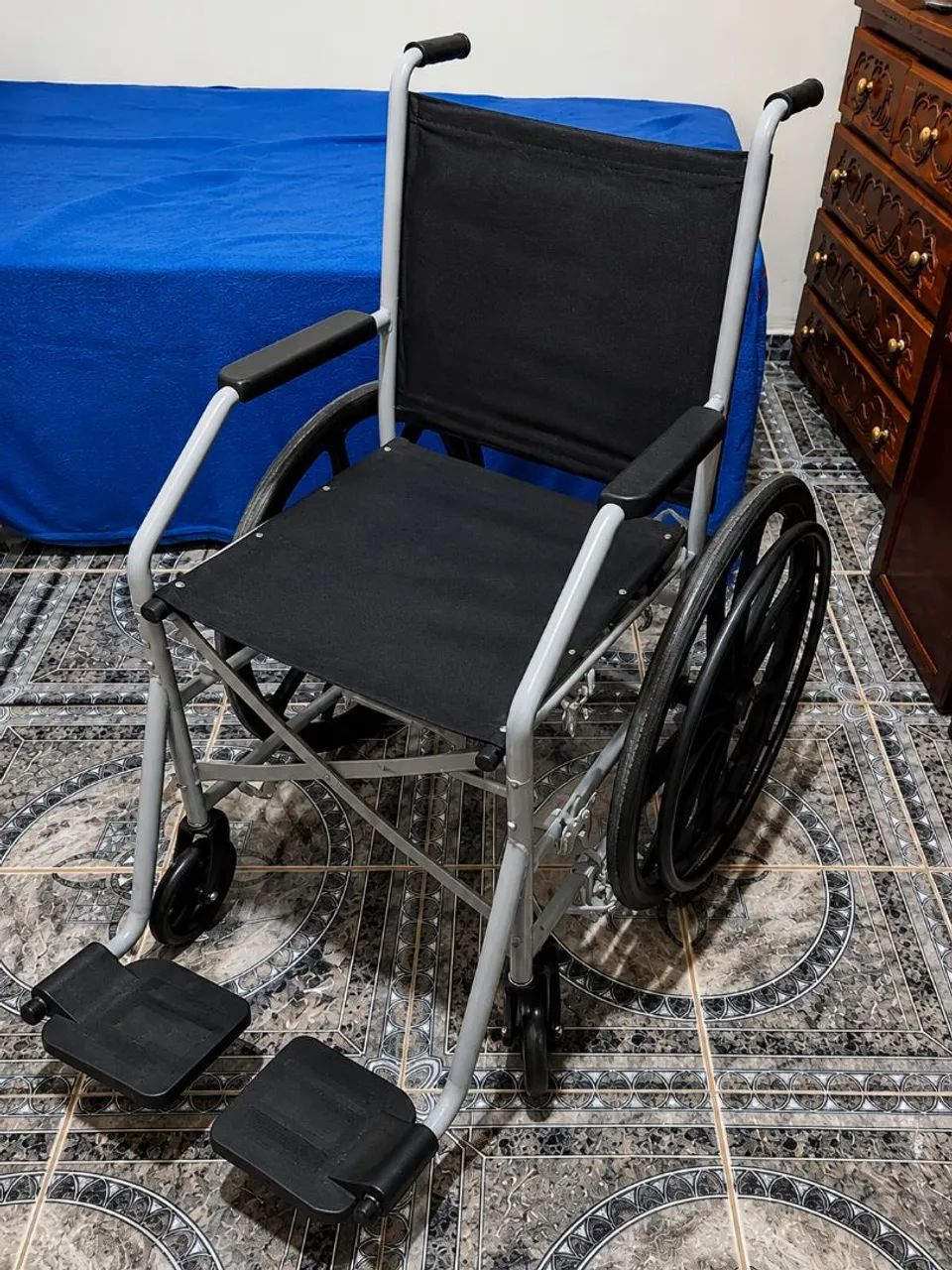 Cadeira de rodas - Foto 3