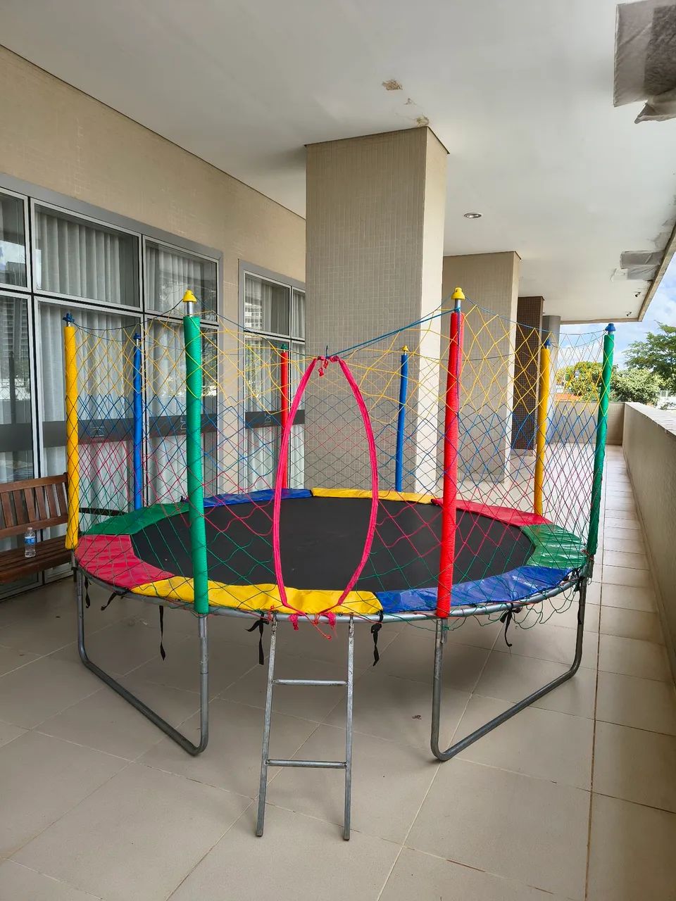 Alugo pula pula e piscina de bolinha