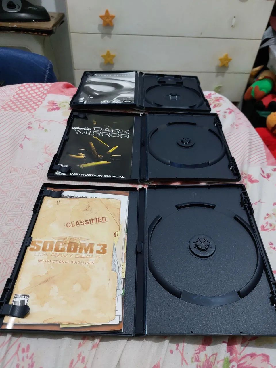 Lote de capas de PS2 !! Com manuais !! - Foto 4