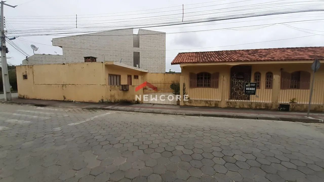 Casa em Rua Rui Barbosa - Vila Nova - Imbituba/SC - Foto 2
