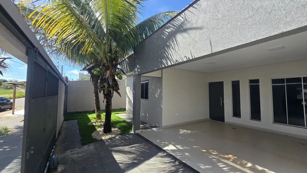 Excelente oportunidade, casa 3 quartos com suíte - Foto 2