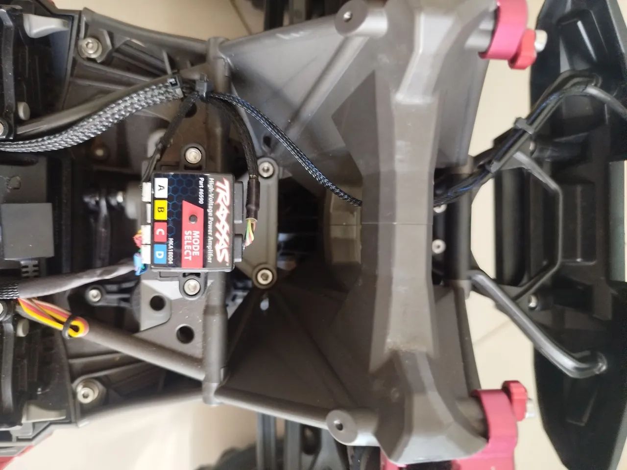 Automodelo Traxxas Xmaxx  - Foto 5