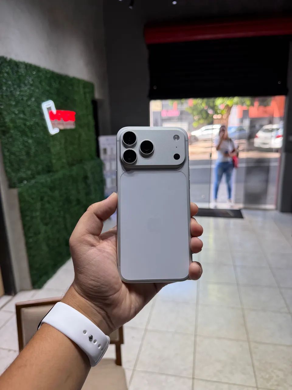 iPhone 17 Pro Max 256gb com garantia Apple  - Foto 2