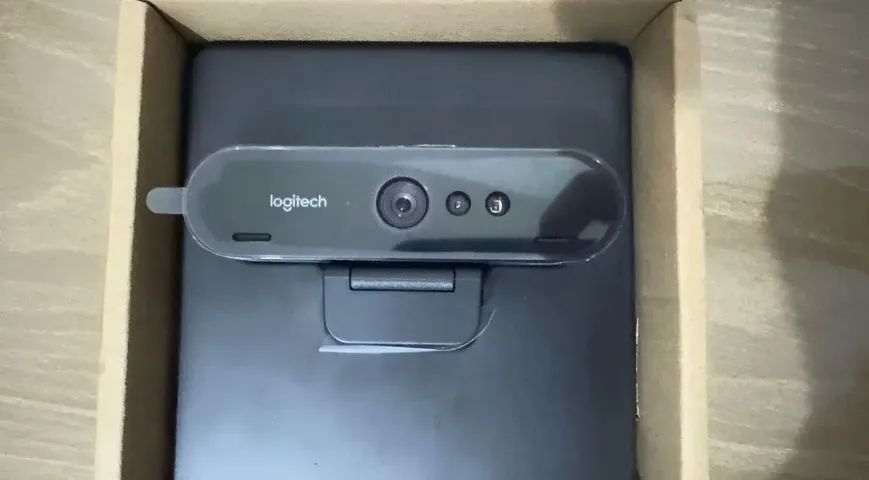 Webcam Logitech Brio 4K - Impecável