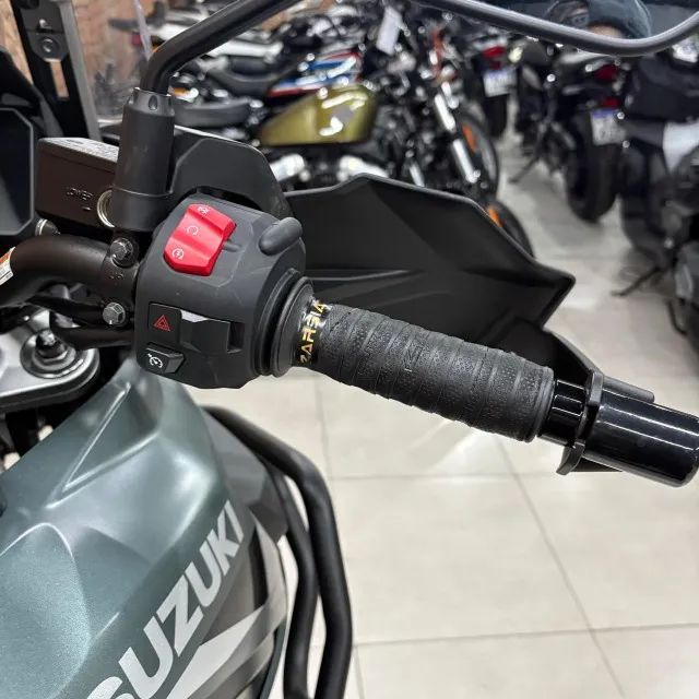 SUZUKI DL 1050 V-STROM - Foto 5