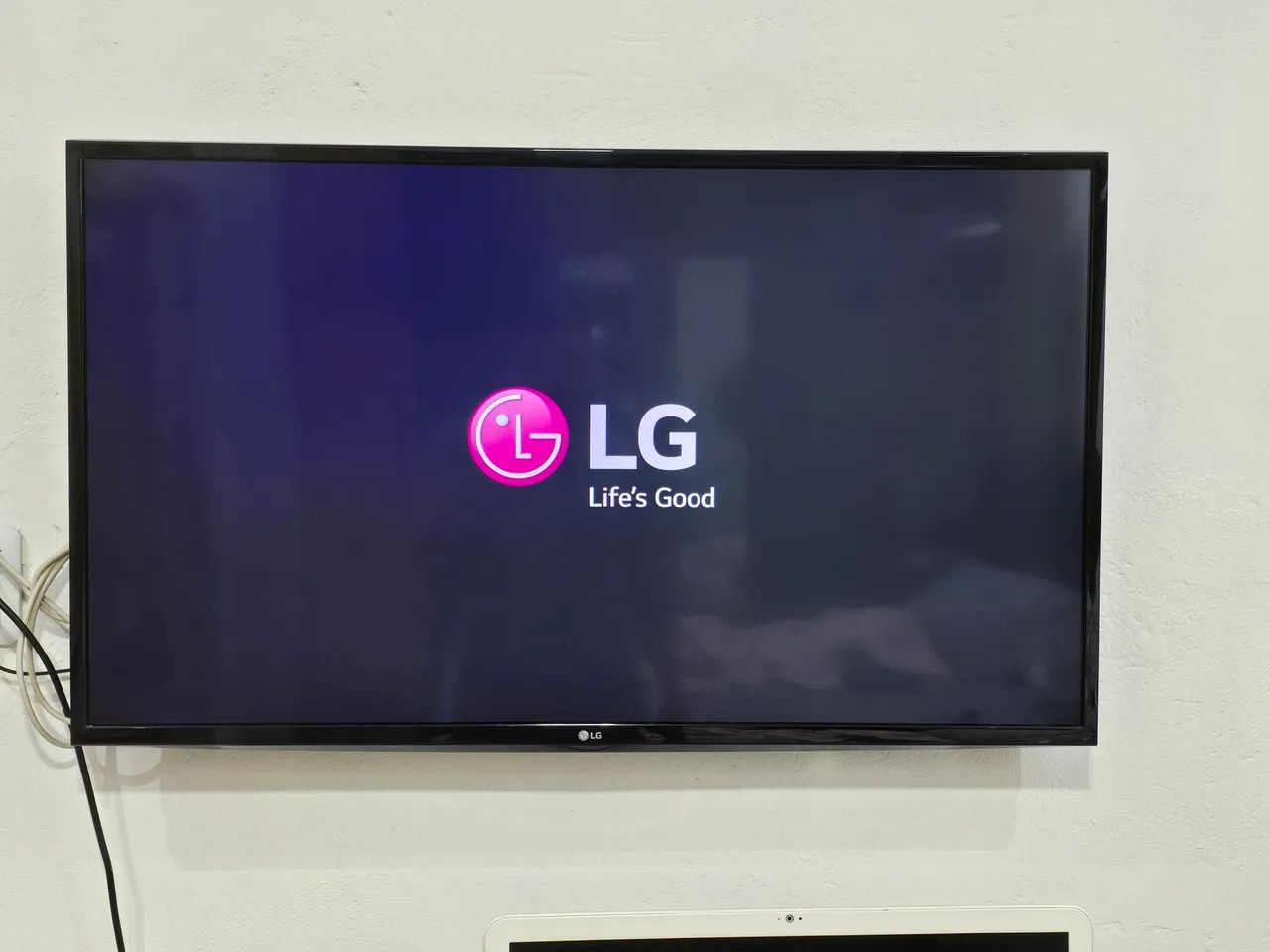 Tv LG 43' "NÃO SMART"