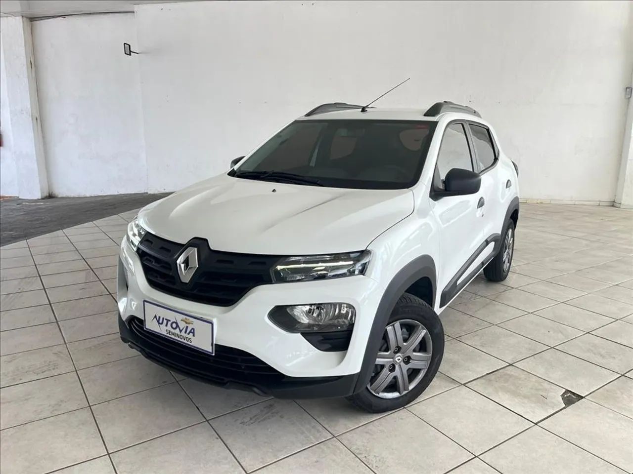 Kwid Zen 1.0 Flex 12V 5P Mec. 2023 COM 34.000 KM