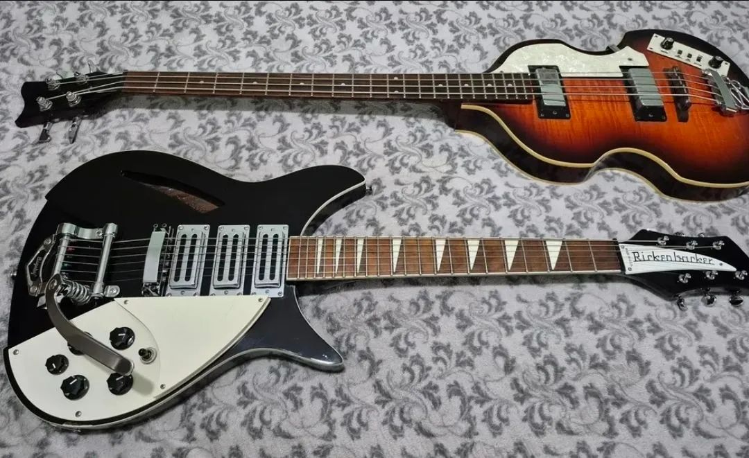 Rickenbacker 325  - Foto 4