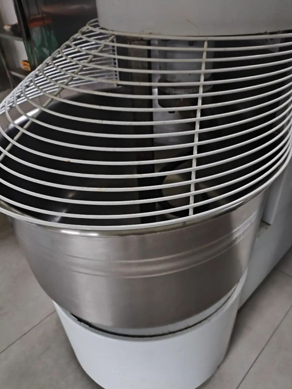 VENDO MASSADEIRA ESPIRAL G.PANIZ MES 40 - EM EXCELENTE ESTADO! - Foto 4