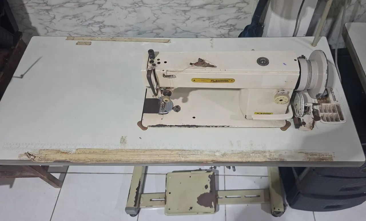Máquina reta - Foto 3